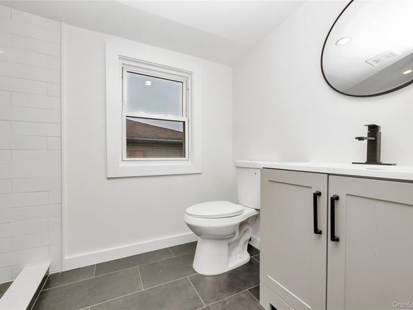 159 35th Street, Lindenhurst NY 11757