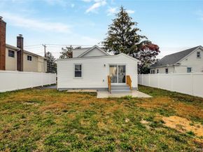 159 35th Street, Lindenhurst NY 11757