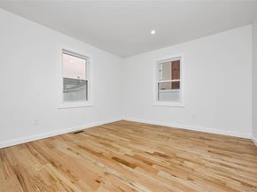 159 35th Street, Lindenhurst NY 11757