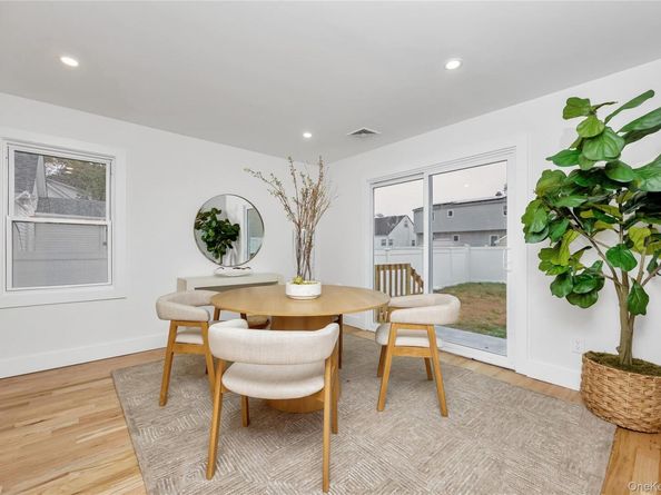 159 35th Street, Lindenhurst NY 11757