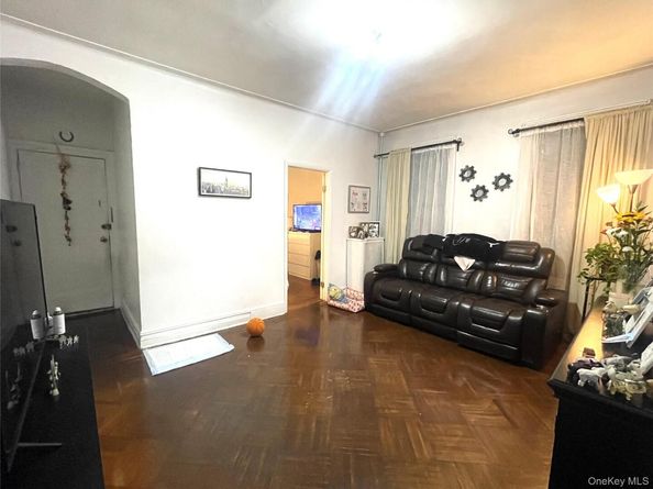 3210 81st Street, East Elmhurst NY 11370