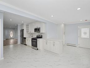 12 HewLett Point Avenue, East Rockaway NY 11518