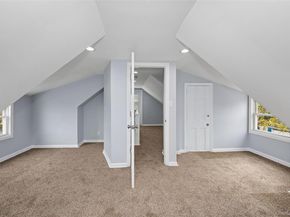 12 HewLett Point Avenue, East Rockaway NY 11518