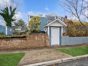 12 HewLett Point Avenue, East Rockaway NY 11518