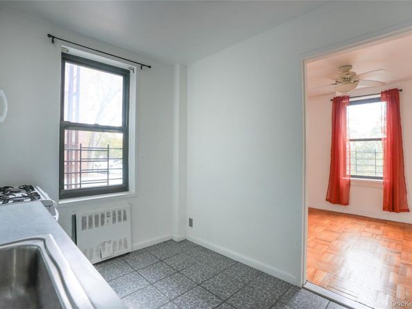 1 Remsen Road 2F, Yonkers NY 10710