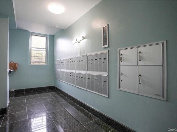 1 Remsen Road 2F, Yonkers NY 10710