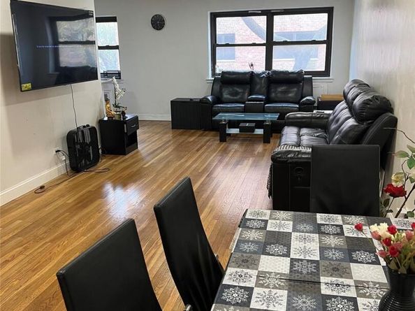 94-10 59th Avenue 2J, Elmhurst NY 11373