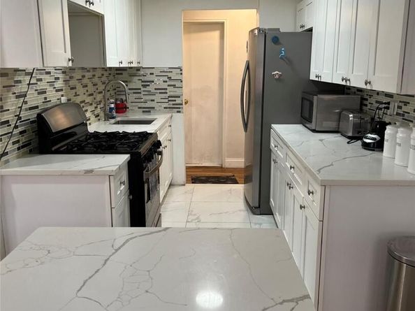 94-10 59th Avenue 2J, Elmhurst NY 11373