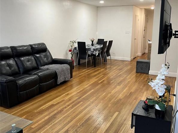 94-10 59th Avenue 2J, Elmhurst NY 11373