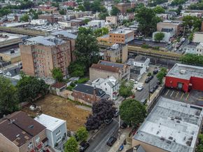 679 E 221st Street, Bronx NY 10467