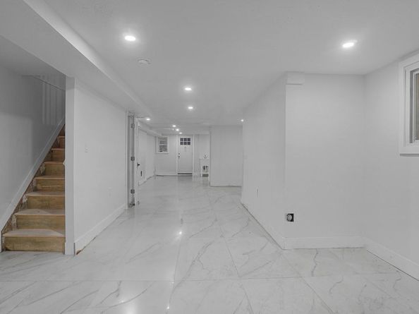 679 E 221st Street, Bronx NY 10467