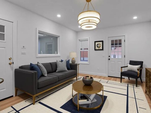 679 E 221st Street, Bronx NY 10467