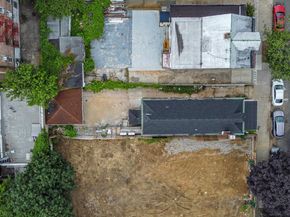 679 E 221st Street, Bronx NY 10467