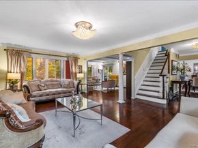 70 Avery Road, Woodbury NY 11797