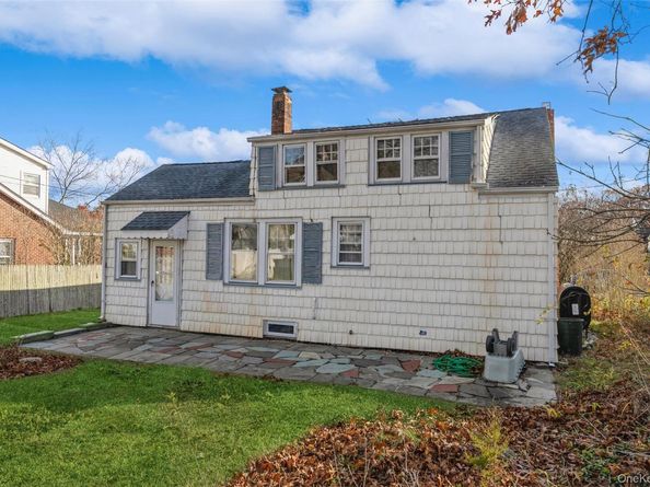 84 Riviera Drive, Mastic NY 11950