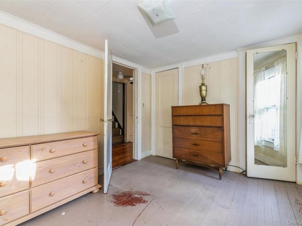 84 Riviera Drive, Mastic NY 11950