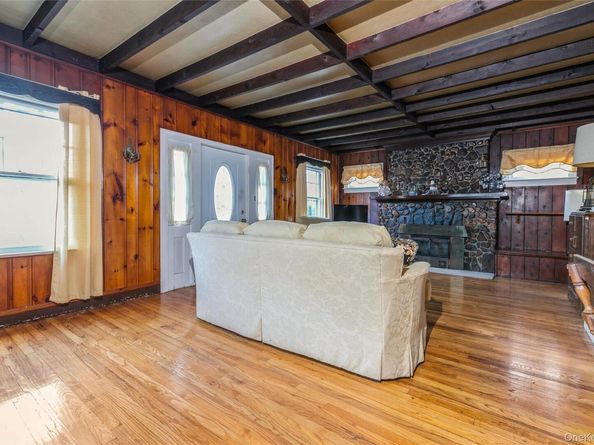 84 Riviera Drive, Mastic NY 11950