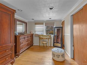 263 Melville Road, Huntington NY 11746