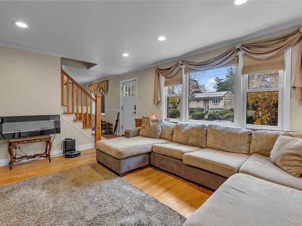 263 Melville Road, Huntington NY 11746