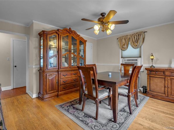 263 Melville Road, Huntington NY 11746