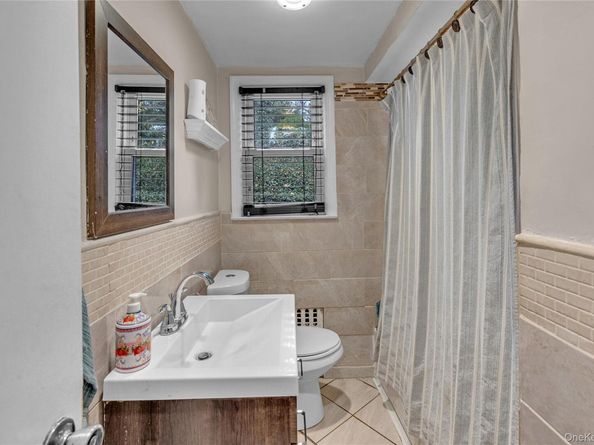 263 Melville Road, Huntington NY 11746