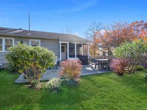 25 Washington Street, East Islip NY 11730