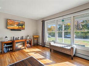 25 Washington Street, East Islip NY 11730