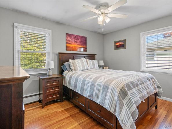 25 Washington Street, East Islip NY 11730