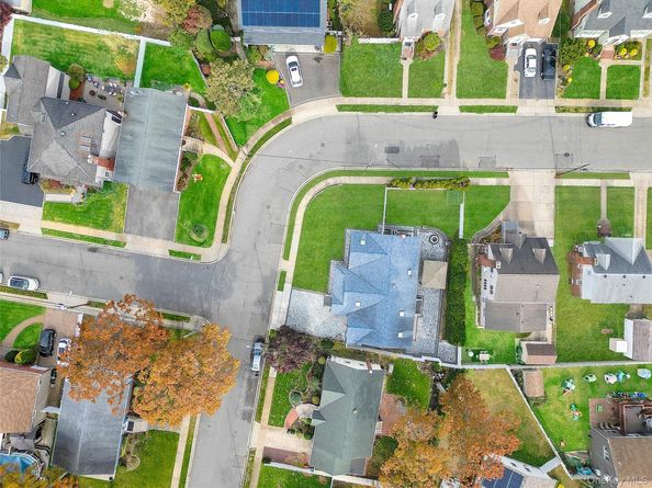 1787 Madison Avenue, North Bellmore NY 11710