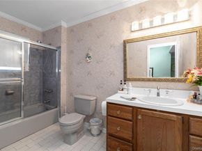 2 Coolidge Avenue T, Glen Head NY 11545