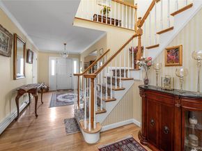 2 Coolidge Avenue T, Glen Head NY 11545