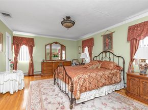 2 Coolidge Avenue T, Glen Head NY 11545