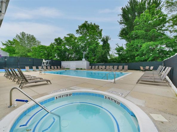 242-29A Oak Park Drive, Douglaston NY 11362