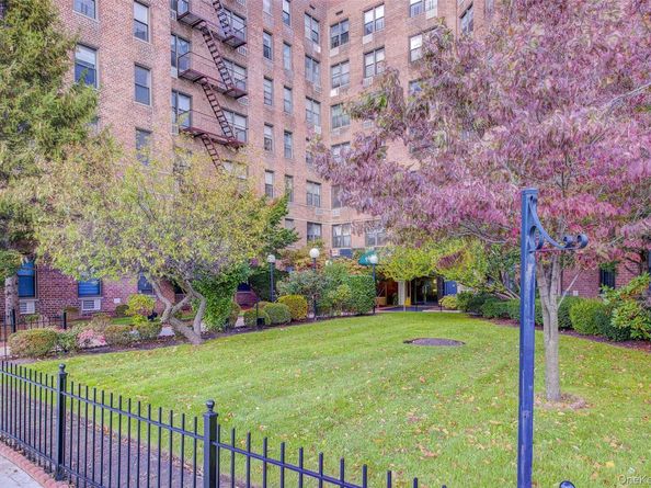 100-25 Queens Boulevard 7FF, Forest Hills NY 11375