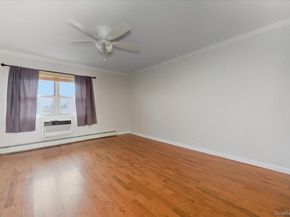 90 S Park Avenue B2, Rockville Centre NY 11570