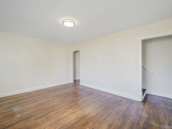 470 Miller Avenue, Freeport NY 11520