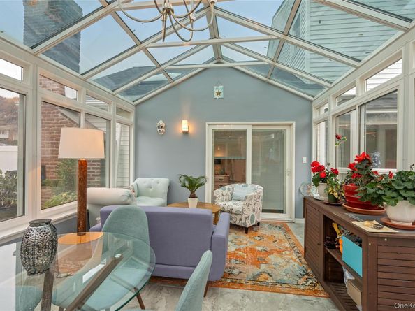 69 Lauren Avenue, Dix Hills NY 11746