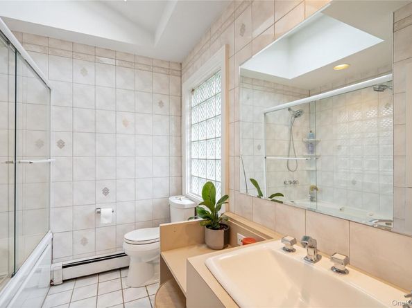 69 Lauren Avenue, Dix Hills NY 11746