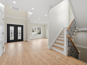 2 Griffin Lane, Syosset NY 11791