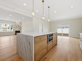 2 Griffin Lane, Syosset NY 11791