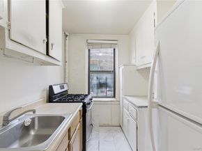 88-30 182nd Street 1H, Hollis NY 11423