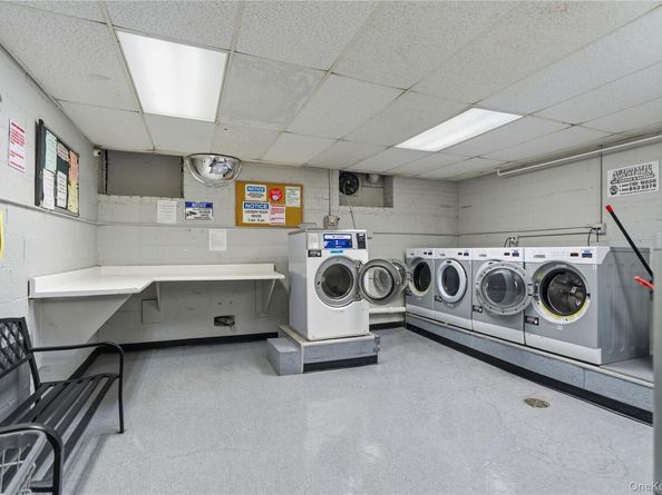 88-30 182nd Street 1H, Hollis NY 11423