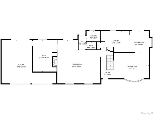 11 Val Court, Holbrook NY 11741