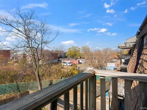 13716 88th Street, Ozone Park NY 11417