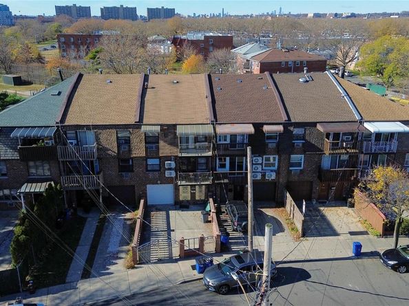 13716 88th Street, Ozone Park NY 11417