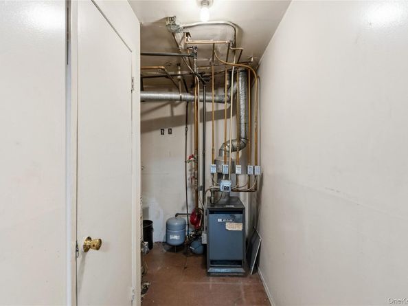 13716 88th Street, Ozone Park NY 11417