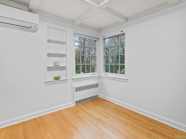 20 Whistler Road, Scarsdale NY 10583