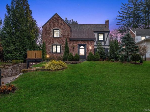 20 Whistler Road, Scarsdale NY 10583