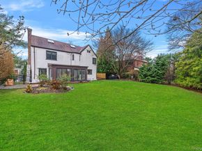 20 Whistler Road, Scarsdale NY 10583