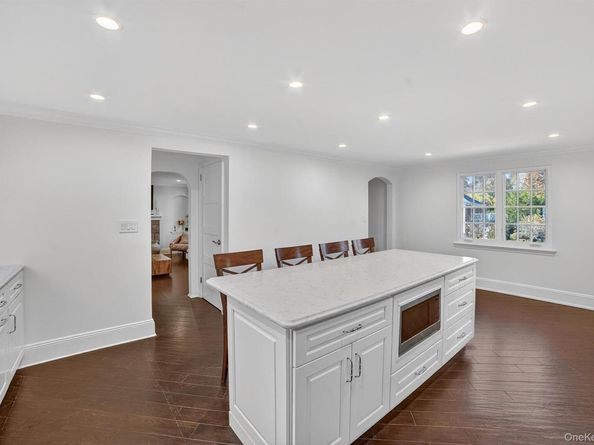 20 Whistler Road, Scarsdale NY 10583